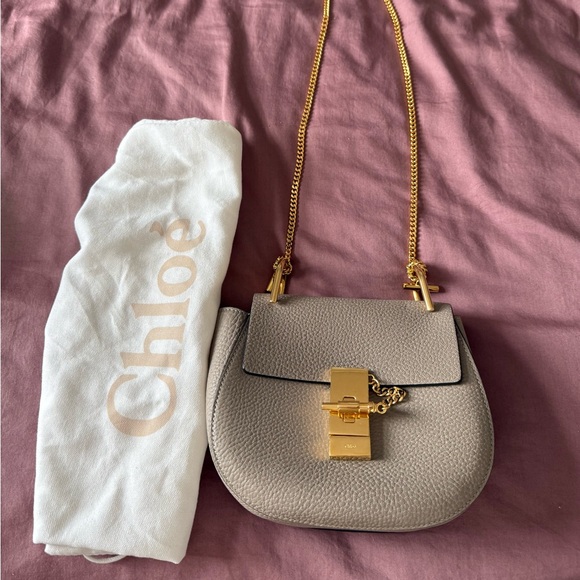 Chloe Drew Mini - Picture 1 of 9